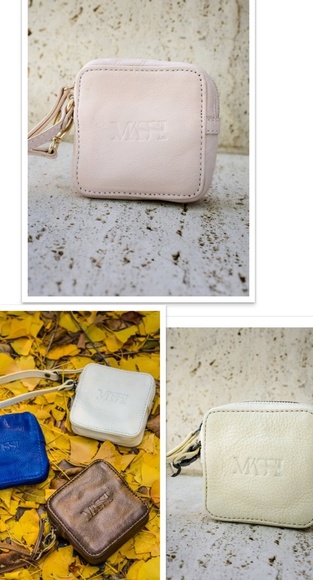 Massi 💖SOFT LEATHER POUCHETTE (ASSORTED COLORS) - Picture 4 of 4